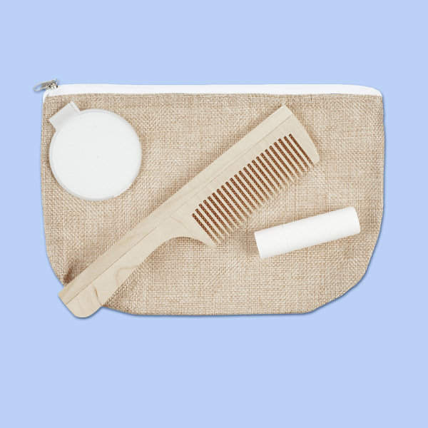 С косметикой