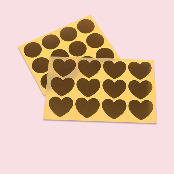 Наклейки с высечкой