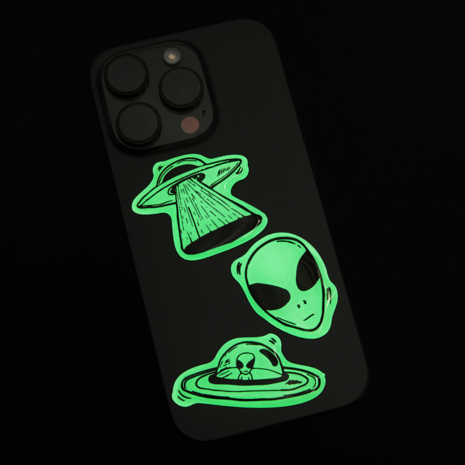 Светящиеся в темноте 3d стикеры